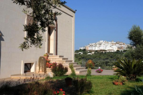 Отель La Piana degli Ulivi  Остуни